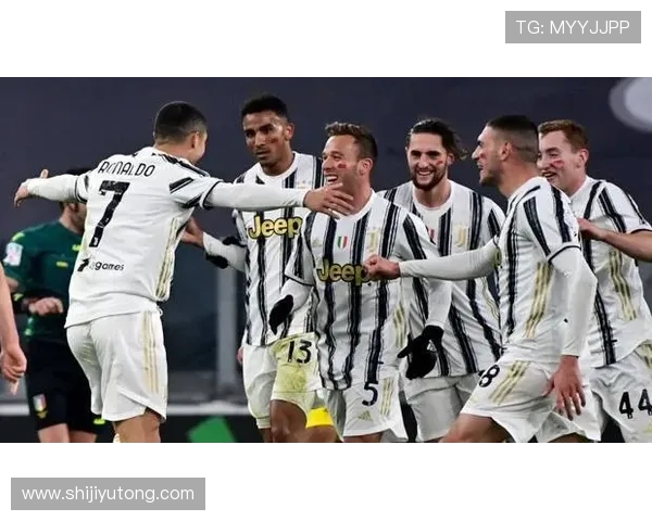 足球明星卡乐滋的传奇之路与场上风采的背后故事 足球明星卡乐滋的传奇之路与场上风采的背后故事